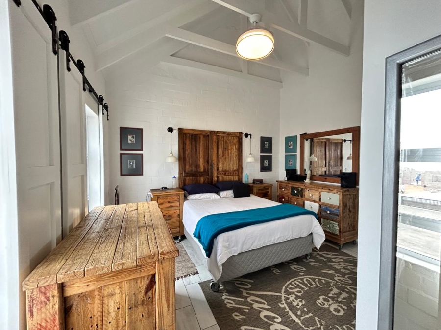 3 Bedroom Property for Sale in Golden Mile Western Cape